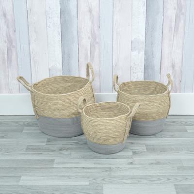 Set of 3 straw baskets detail page
