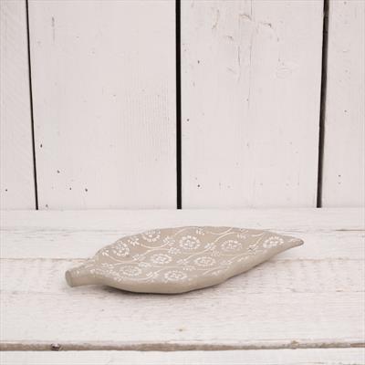 Small Concrete Leaf Dish detail page