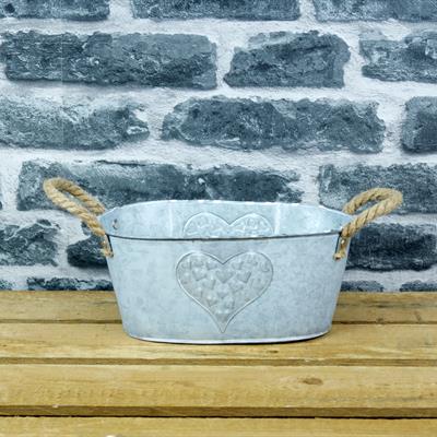 White Washed Embossed Heart Zinc Trough with Hessian Ears detail page