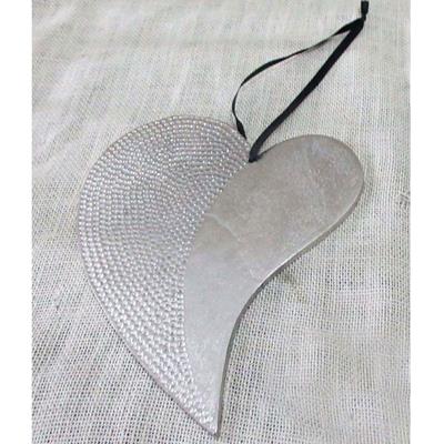 Curved Aluminium Heart detail page