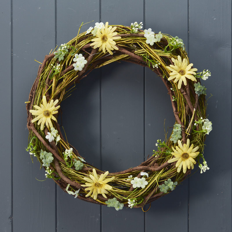 Spring Wreath with Daisies (34cm) detail page