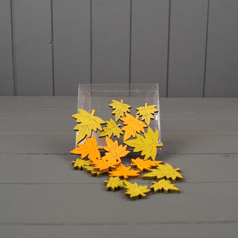 Set of 18 Wooden Leaves (5cm) detail page