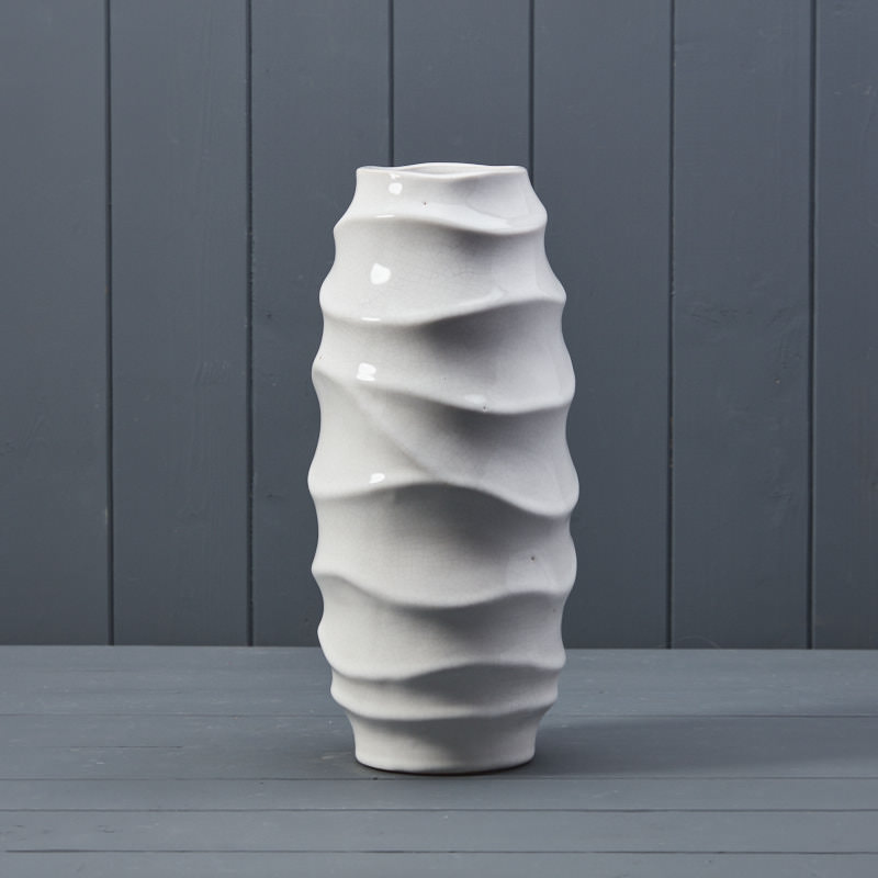 White Wavy Patterned Ceramic Vase