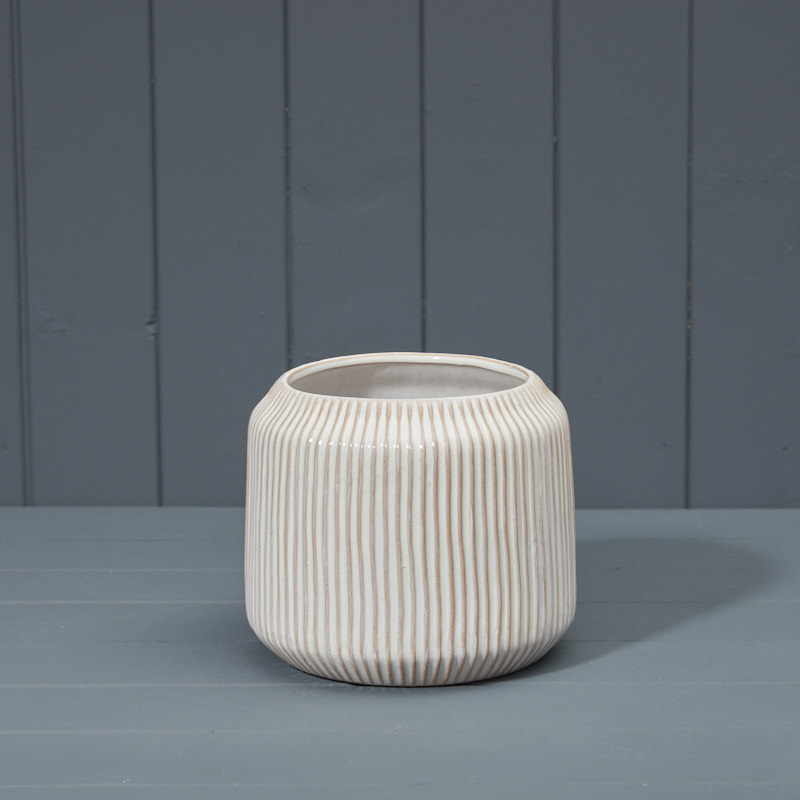Ceramic Pot (18cm) detail page