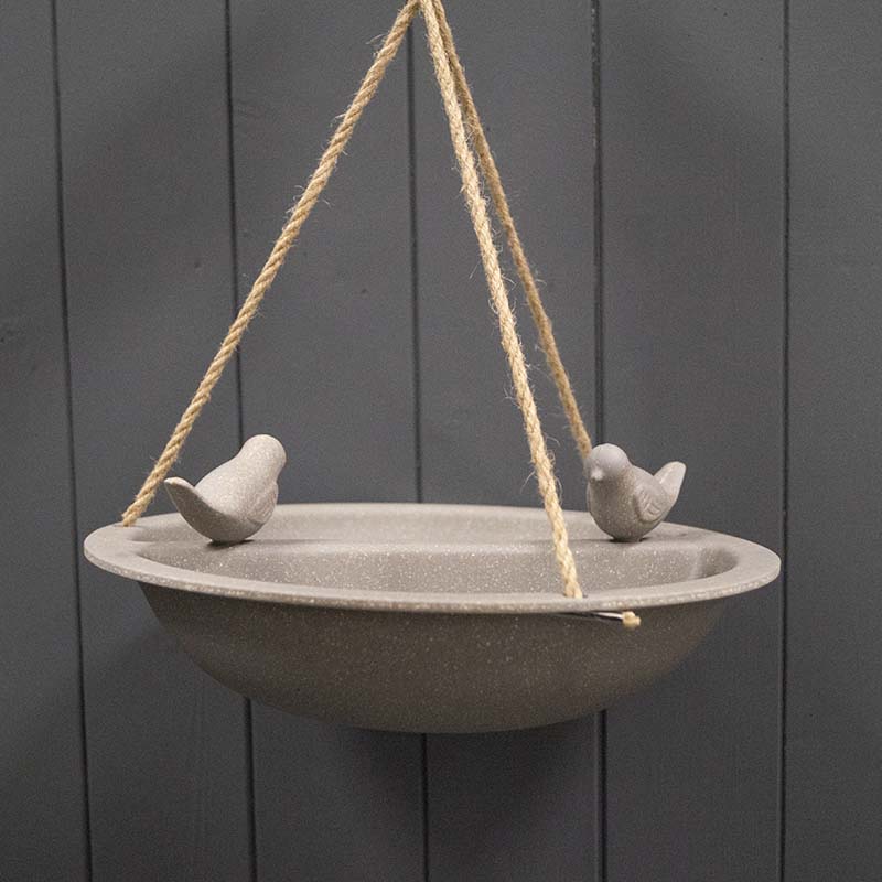Earthy Straw Hanging Bird Bath and Feeder (27cm) detail page