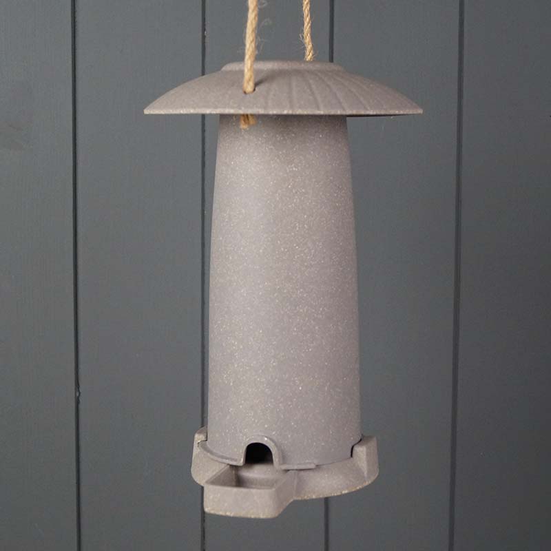 Seed Feeder made from Straw