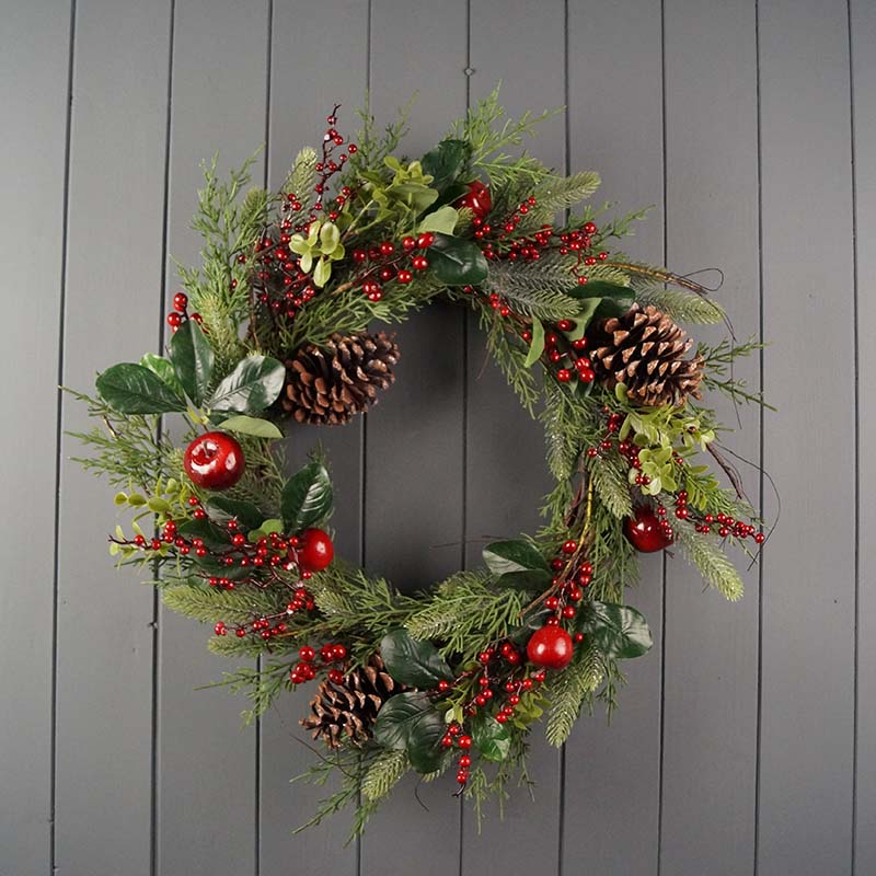 Christmas Apple Wreath (61cm) detail page