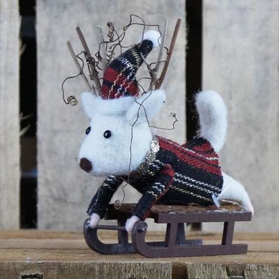 Wool Mouse on Sledge