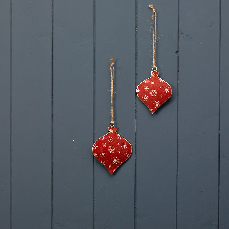 Retro Red Tapered Bauble