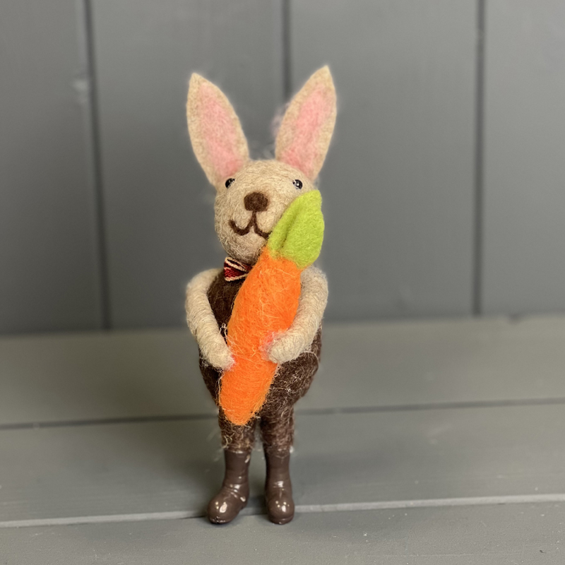 Felt Rabbit with Large Carrot